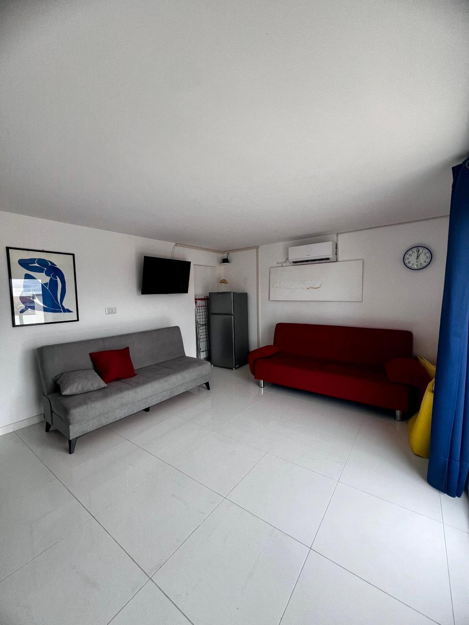 Roma Airport Sky Apartments Fiumicino Szoba fotó